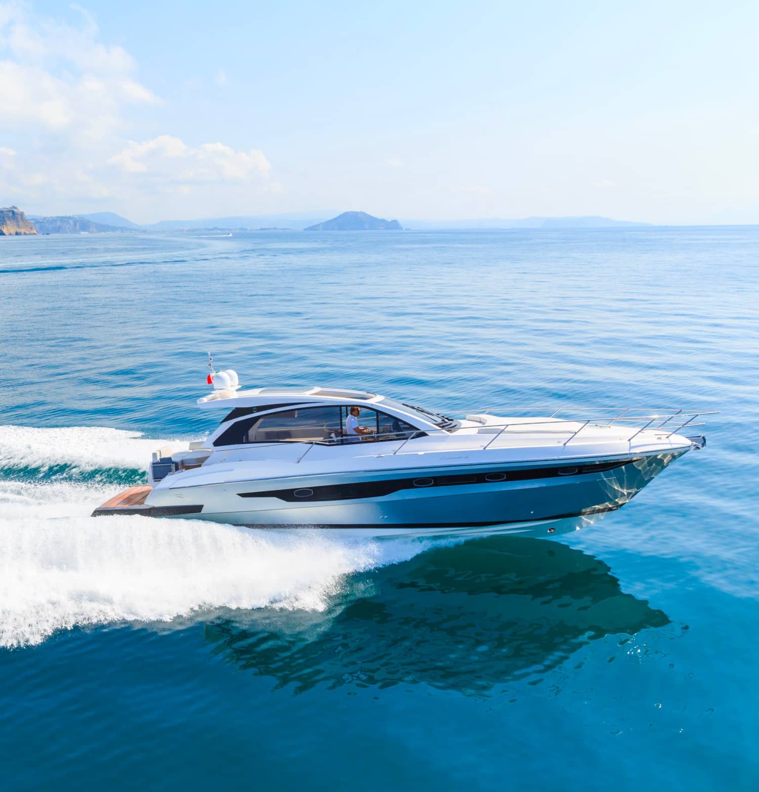 speed-boat speed-boat